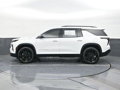 New 2026 Chevrolet Traverse LT w/ LPO, Floor Liner Package image 8