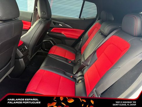 Certified 2024 Chevrolet Equinox EV RS FWD image 26