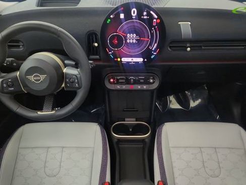 Used 2025 MINI Cooper S FWD image 21