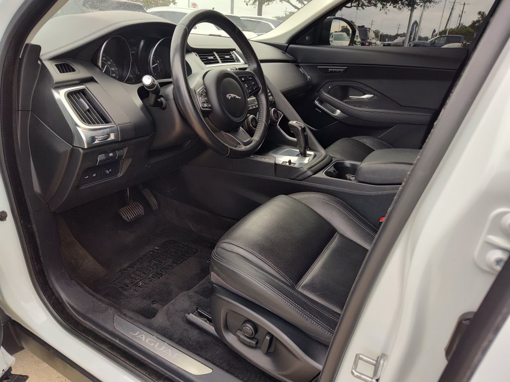 Used 2020 Jaguar E-PACE SE AWD/4WD image 2