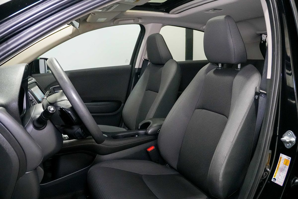Used 2022 Honda HR-V EX image 16
