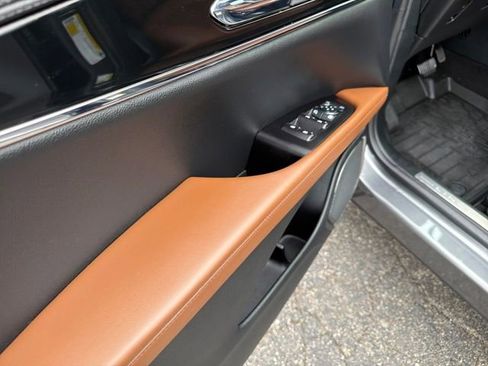 Used 2023 Lincoln Nautilus Reserve image 15