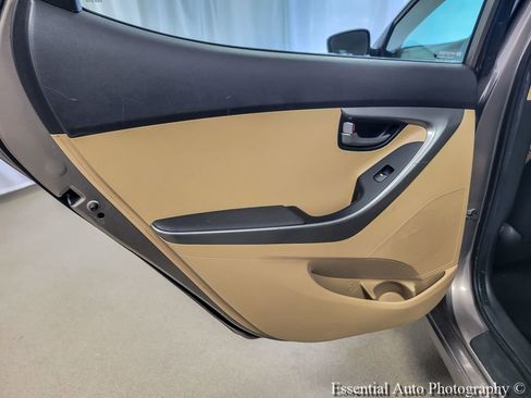 Used 2013 Hyundai Elantra GLS FWD image 14