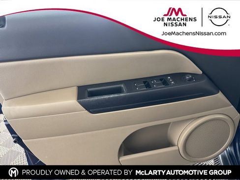 Used 2015 Jeep Patriot High Altitude image 17