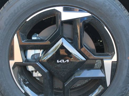 New 2026 Kia Sportage EX image 18