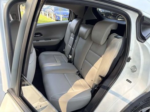 Used 2018 Honda HR-V EX-L image 25
