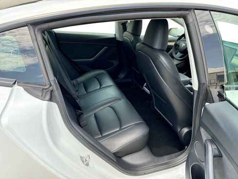 Certified 2023 Tesla Model 3 Standard Range RWD image 11