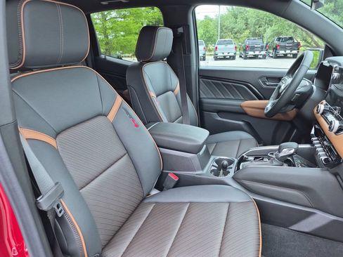 New 2026 GMC Canyon AT4 w/ AT4 Premium Package AWD/4WD image 42