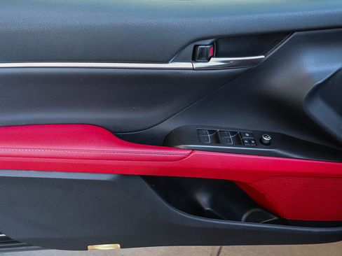 Used 2022 Toyota Camry XSE FWD image 24