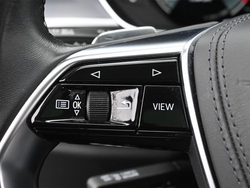 Used 2022 Audi A8 L 3.0T w/ Executive Package AWD/4WD image 7