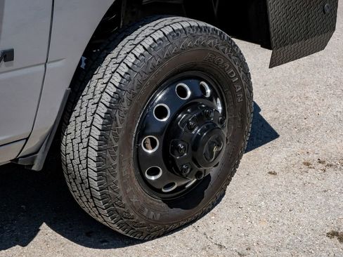 Used 2024 RAM 3500 Laramie w/ Night Edition AWD/4WD image 61