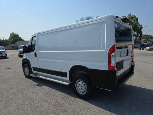 Used 2023 RAM ProMaster 2500 image 4