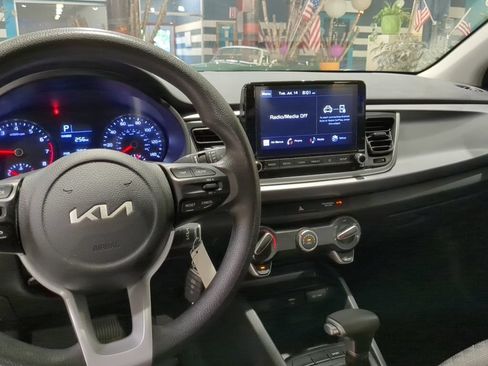 Used 2022 Kia Rio S FWD image 15