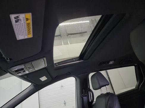 Certified 2023 Honda Odyssey Sport image 24
