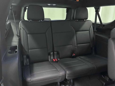 Used 2021 Chevrolet Suburban High Country image 24