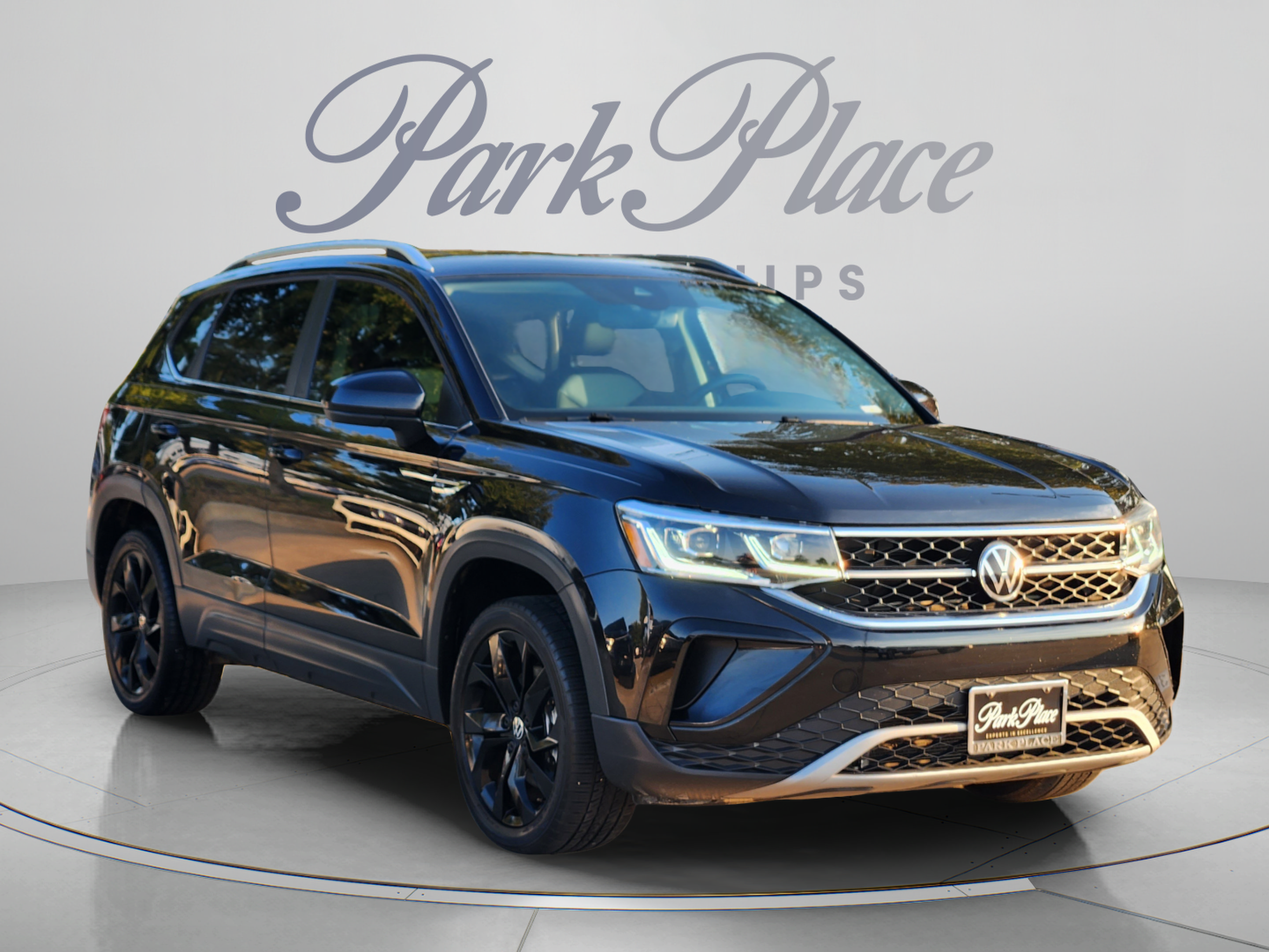 Used 2022 Volkswagen Taos SEL FWD image 5