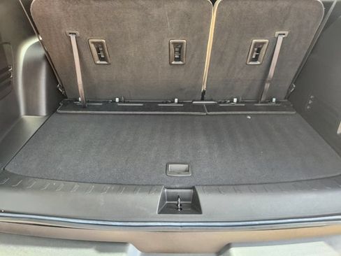 Used 2023 Chevrolet Traverse LS w/ Safety Package FWD image 33