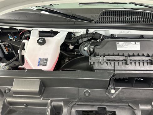 Used 2024 Chevrolet Express 2500 Work Van w/ Driver Convenience Package image 18