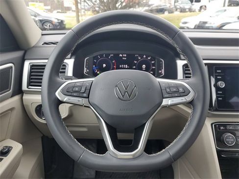 Certified 2023 Volkswagen Atlas SE image 25