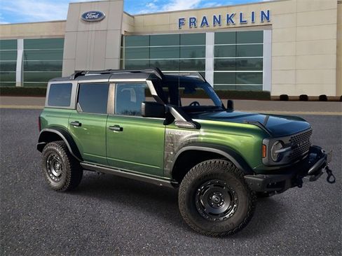 Used 2023 Ford Bronco Everglades image 1