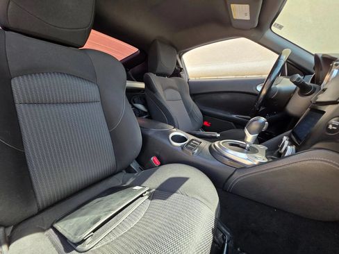Used 2015 Nissan 370Z Coupe RWD image 12