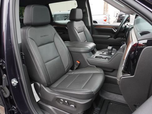 Used 2024 GMC Sierra 1500 Denali image 13