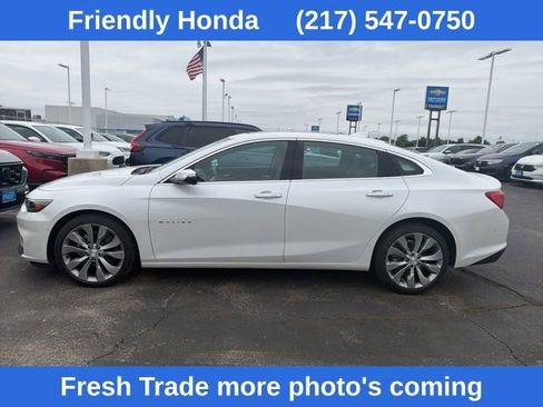 Used 2018 Chevrolet Malibu Premier w/ Premier Sun and Wheel Package FWD image 2