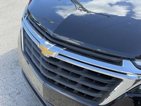 Used 2023 Chevrolet Equinox LS w/ Driver Confidence II Package FWD image 6