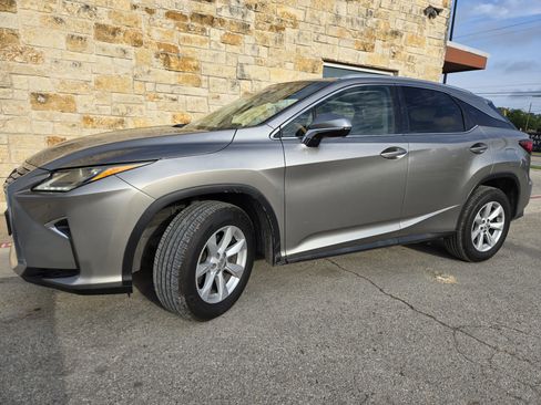 Used 2017 Lexus RX 350 FWD image 2