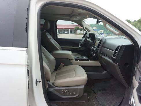 Used 2021 Ford Expedition Limited RWD image 20