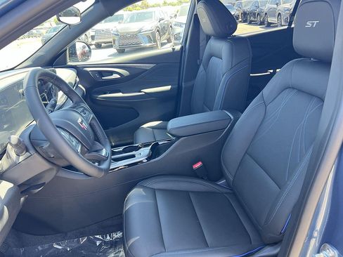 New 2026 Buick Envista Sport Touring w/ Convenience II Package FWD image 22