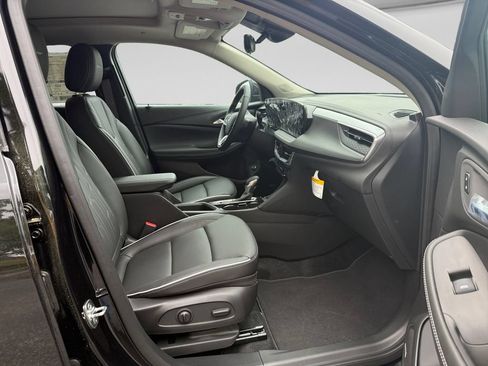 New 2026 Buick Encore GX Avenir w/ Avenir Technology Package FWD image 17