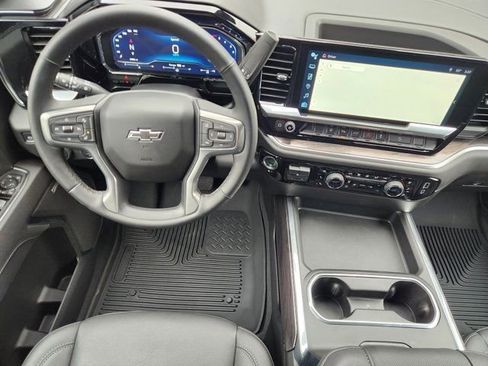 Used 2025 Chevrolet Silverado 2500 LTZ w/ Trail Boss Package image 30