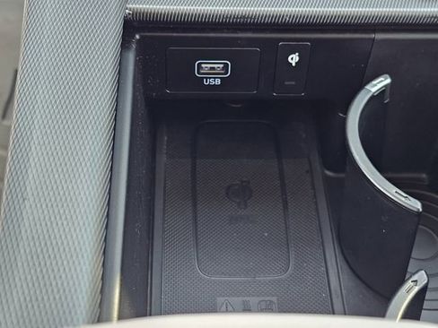 Used 2024 Hyundai Palisade Limited image 25