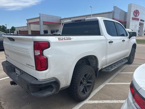 Used 2020 Chevrolet Silverado 1500 Custom Trail Boss w/ Custom Convenience Package AWD/4WD image 2