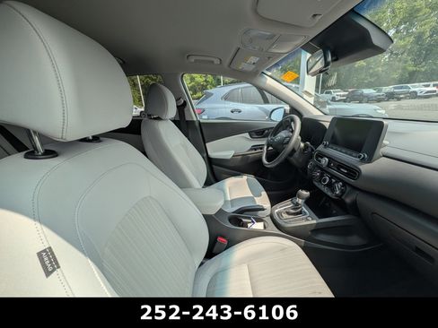 Used 2023 Hyundai Kona SEL AWD/4WD image 10