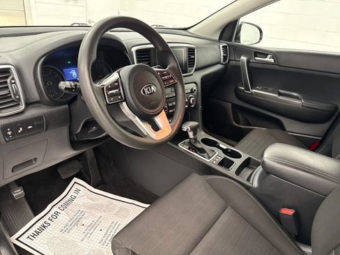 Used 2020 Kia Sportage LX w/ LX Popular Package AWD/4WD image 9