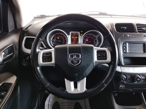 Used 2018 Dodge Journey SXT w/ Connectivity Group FWD image 22
