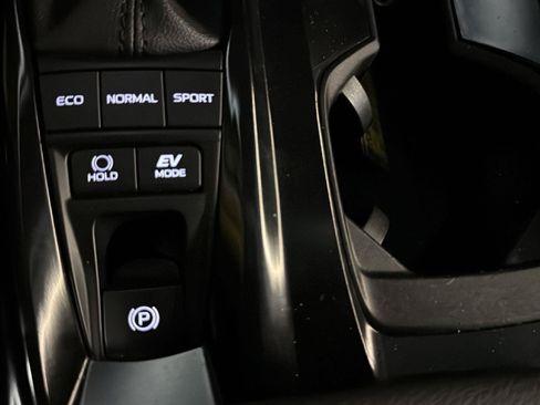 Certified 2025 Toyota Camry LE FWD image 18