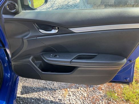 Used 2019 Honda Civic Sport image 23