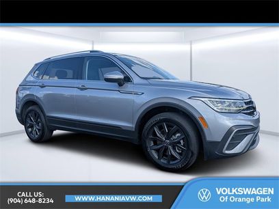 Certified 2024 Volkswagen Tiguan SE