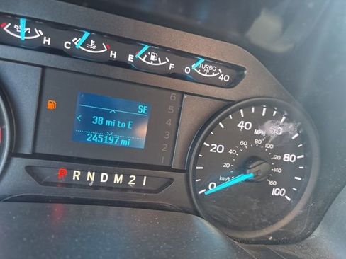 Used 2018 Ford F550 4x4 Crew Cab Super Duty image 8