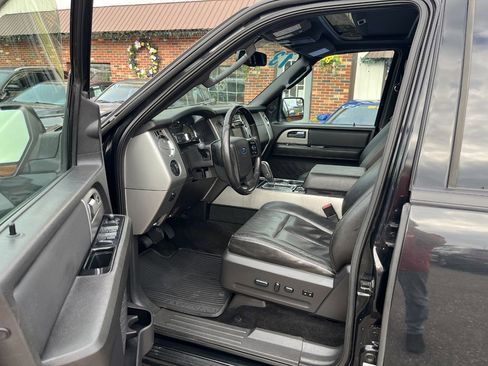 Used 2013 Ford Expedition EL Limited image 11