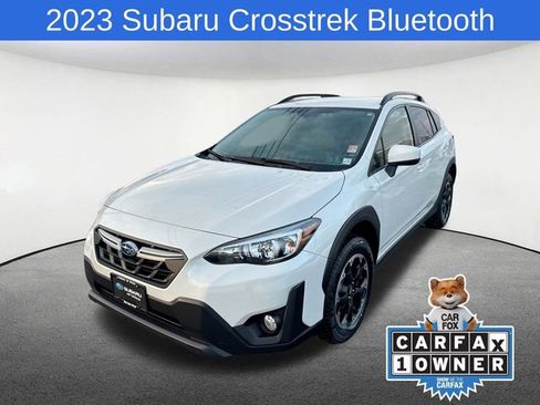 Used 2023 Subaru Crosstrek 2.0i Premium image 1