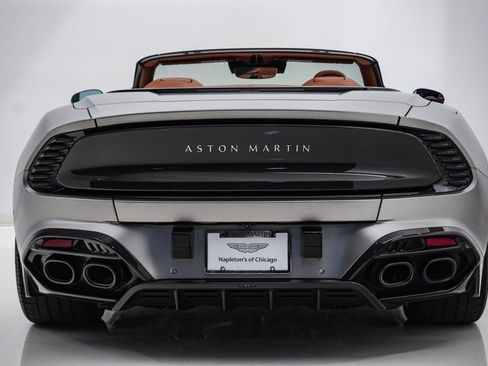 Used 2026 Aston Martin Vanquish Convertible RWD image 9