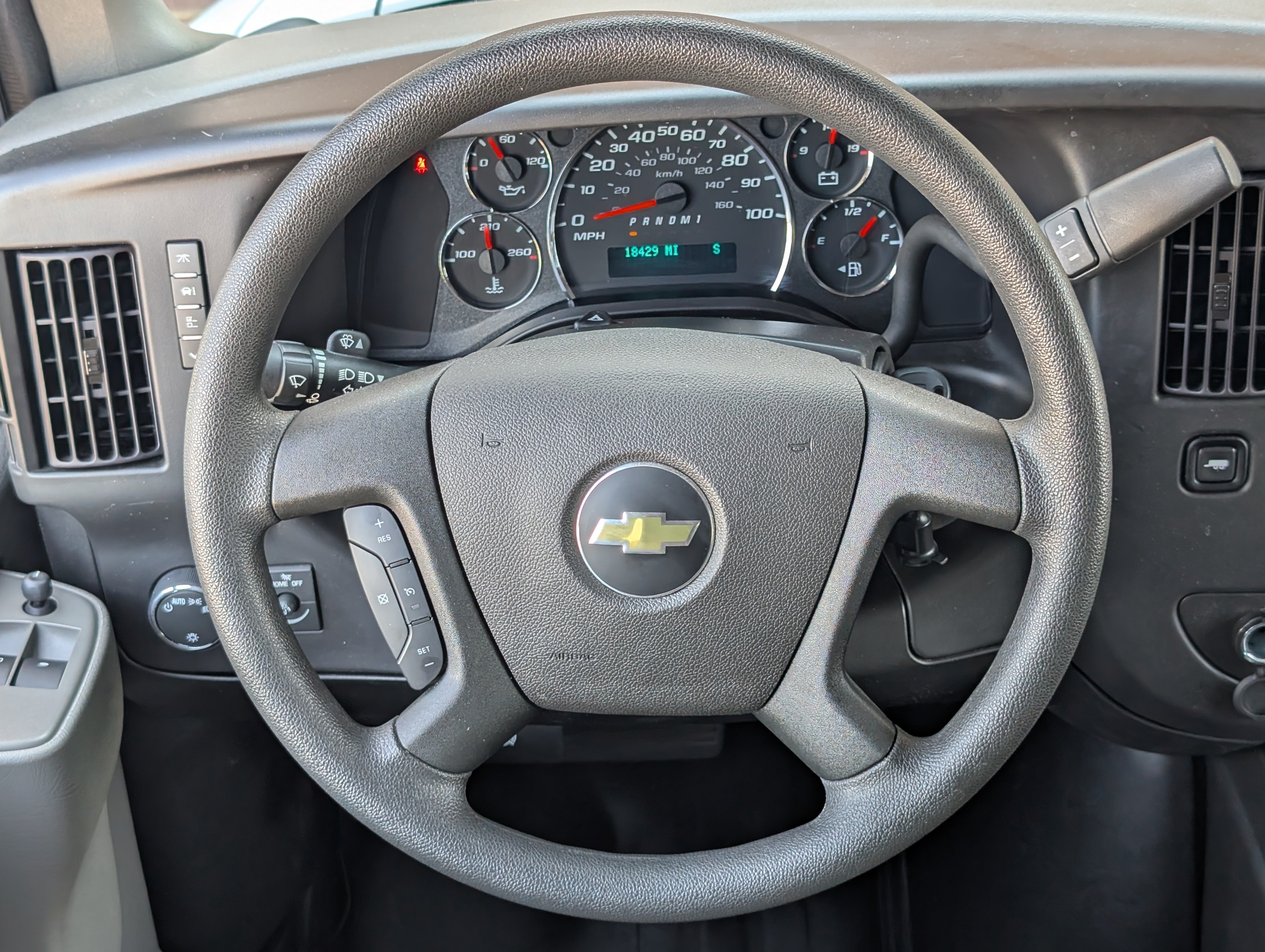 Used 2024 Chevrolet Express 3500 LS RWD image 25