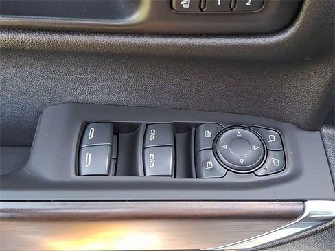 Certified 2021 GMC Sierra 1500 SLT w/ SLT Premium Plus Package image 23