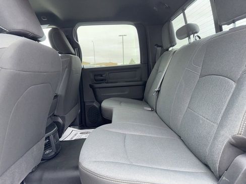 Used 2024 RAM 3500 Tradesman w/ Chrome Appearance Group image 18