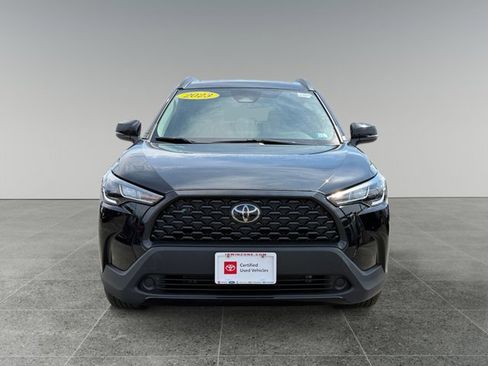 Certified 2023 Toyota Corolla Cross LE w/ Moonroof Package AWD/4WD image 9