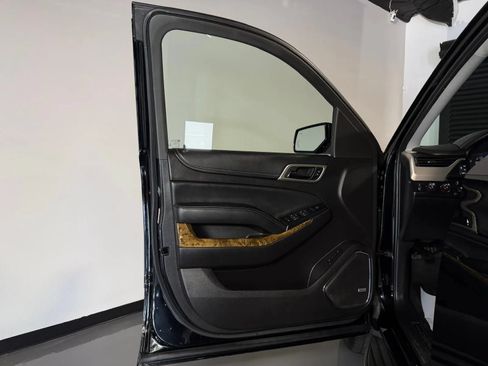 Used 2015 GMC Yukon Denali w/ Open Road Package AWD/4WD image 29